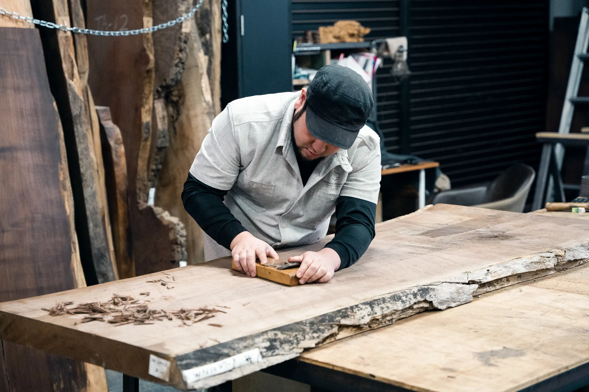 友安製作所の木工所